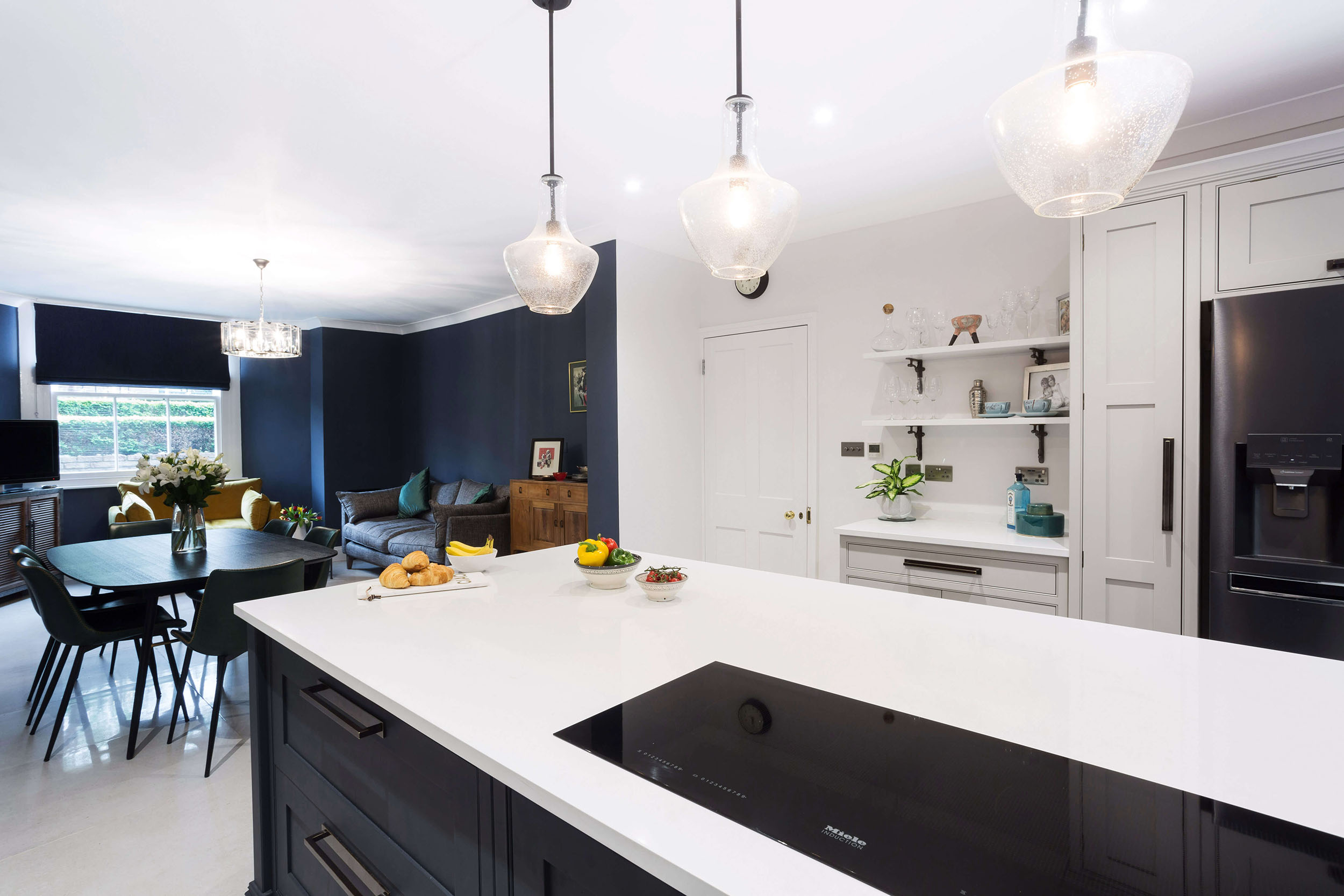 两个调振器厨房