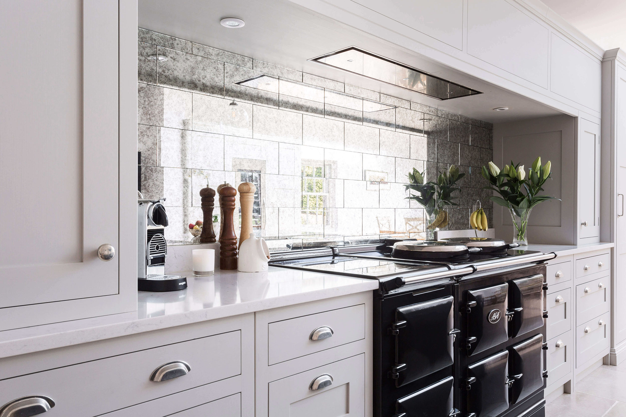 豪华开放式摇床厨房橘