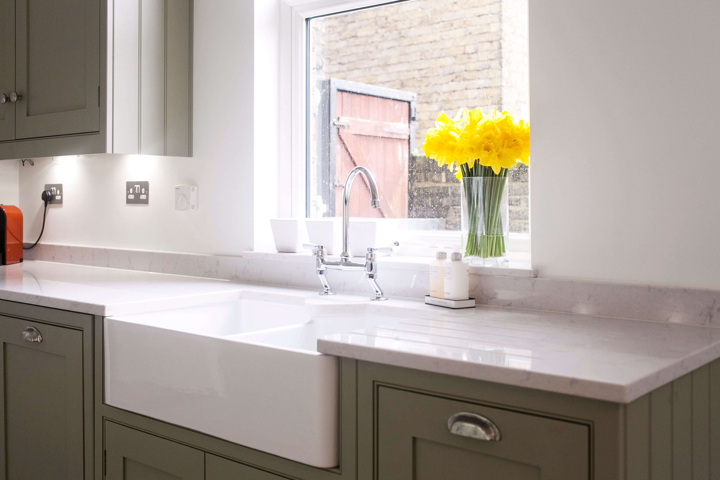 鼠尾草绿色定制摇瓶厨房