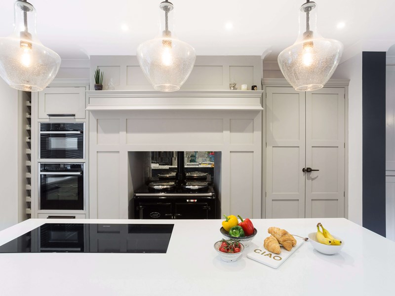 当代摇床厨房与AGA