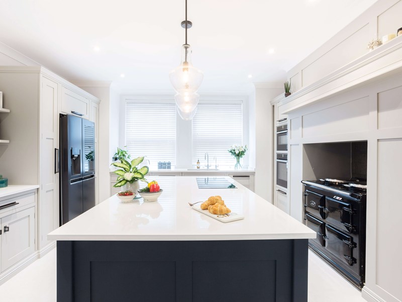 当代摇床厨房与AGA